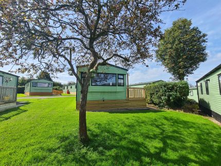 Previously Owned ABI Summer Breeze 36&#8242; x 12&#8242; Holiday Home