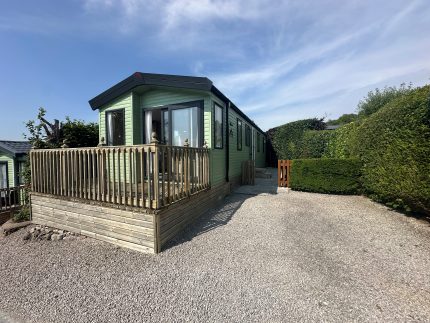 Previously Owned Atlas Debonair 38&#8242; x 12&#8242; Holiday Home