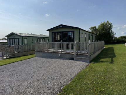 Previously Owned ABI Ambleside 40&#8242; x 13&#8242; Holiday Home
