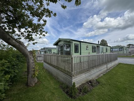 Previously Owned Willerby Sierra 38&#215;12 2 Bedroom Holiday Home