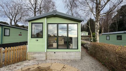 Previously Owned Swift Moselle 38&#8242; x 12&#8242; Holiday Home