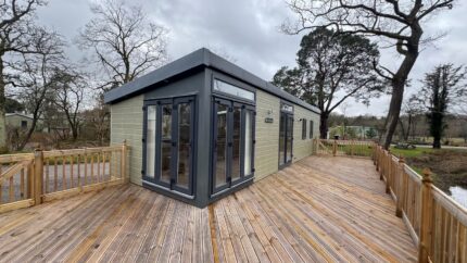 Previously Owned Swift Auvergne 38′ x 12′ Holiday Home