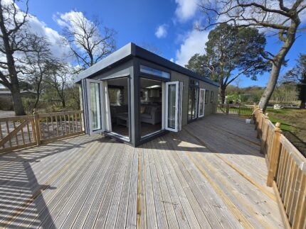 Previously Owned Swift Auvergne 38′ x 12′ Holiday Home