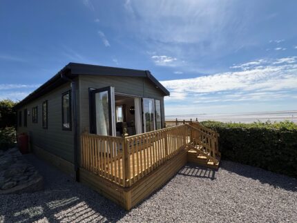 Brand New Pemberton Arrondale 42′ x 16′ Sea View Holiday Lodge