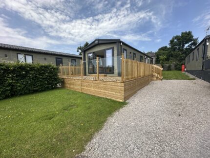 Brand New ABI Ambleside 40′ x 13′ Holiday Home