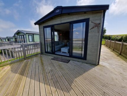 Private Sale ABI Ambleside 40′ x 13′ Sea View Coastal Holiday Home