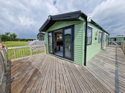 Previously Owned Willerby Manor 38′ x 12′ Holiday Home Previously Owned Willerby Manor 38′ x 12′ Holiday Home