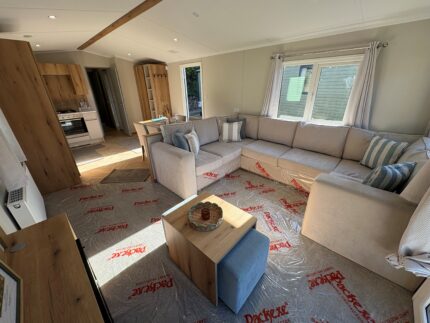 Brand New Victory Ashberry 38′ x 12′ Holiday Home Brand New Victory Ashberry 38′ x 12′ Holiday Home