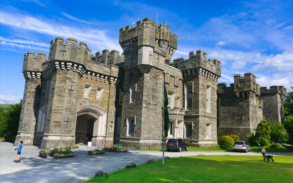 Visit Wray Castle